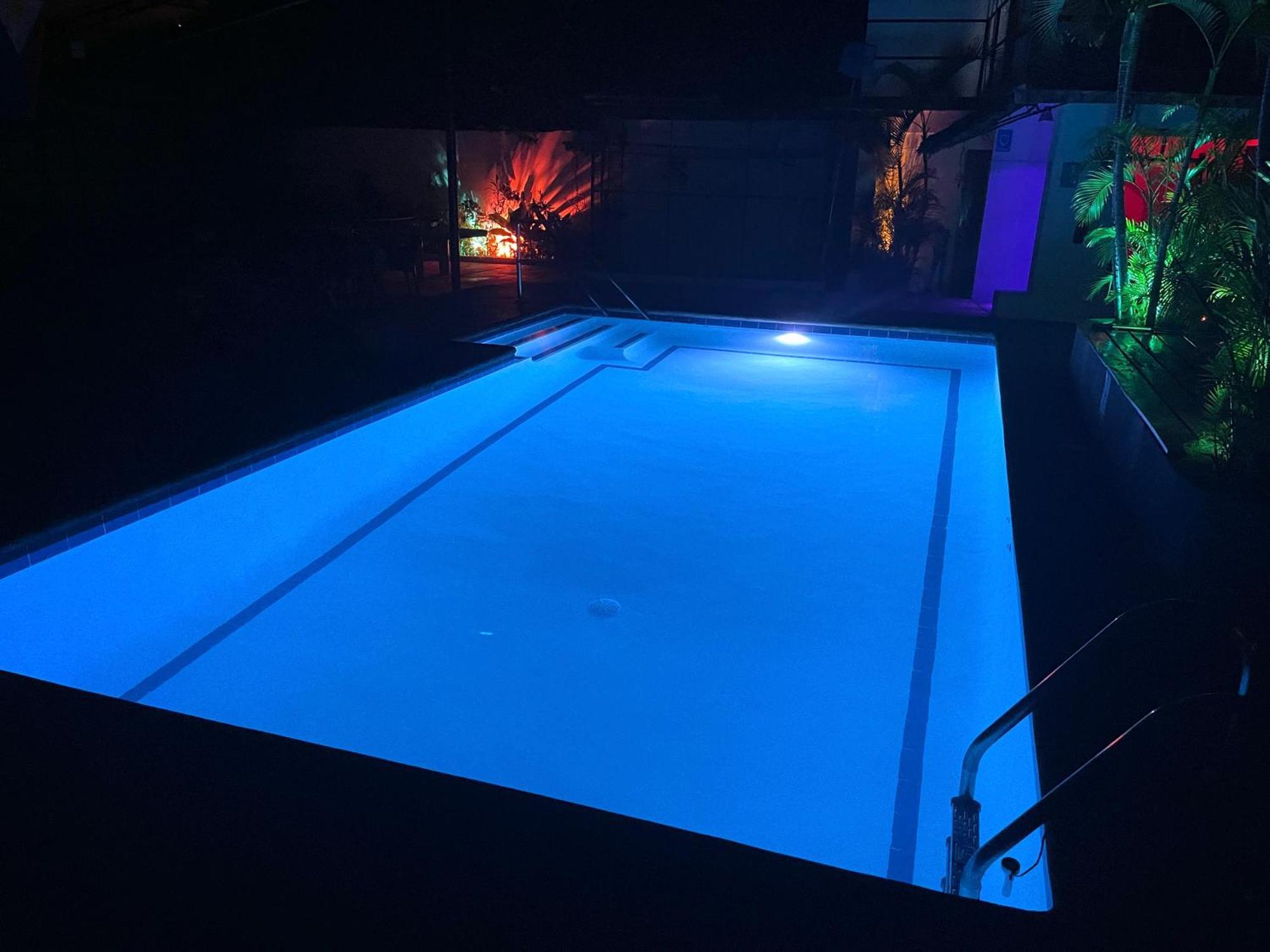 Parrot Resort Moalboal Bagian luar foto