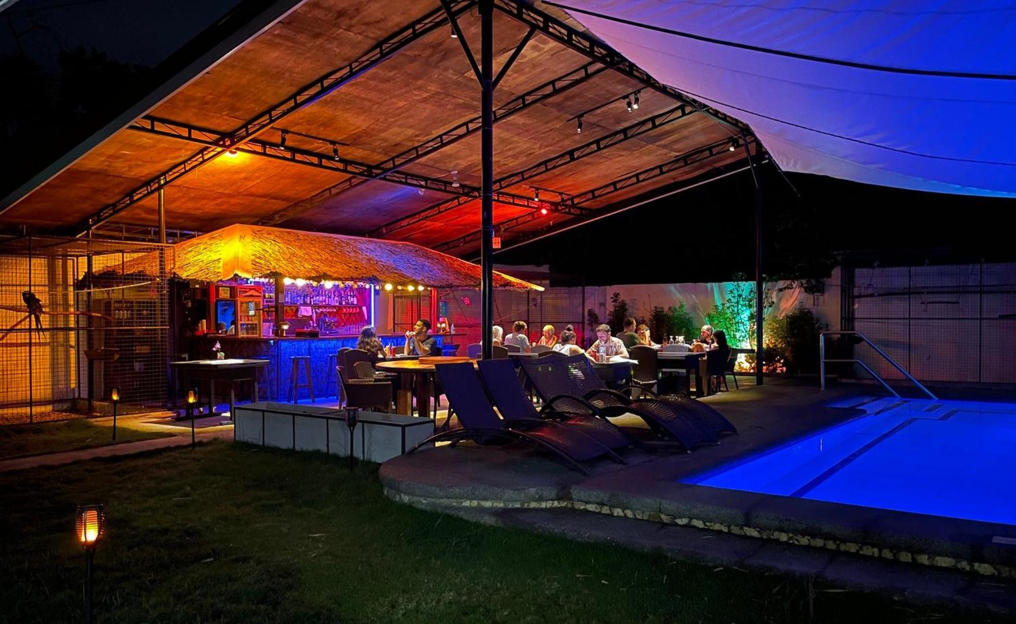 Parrot Resort Moalboal Bagian luar foto